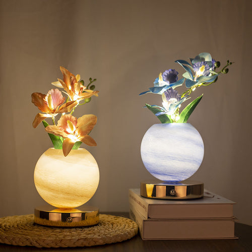 Phalaenopsis Planet Table Lamp