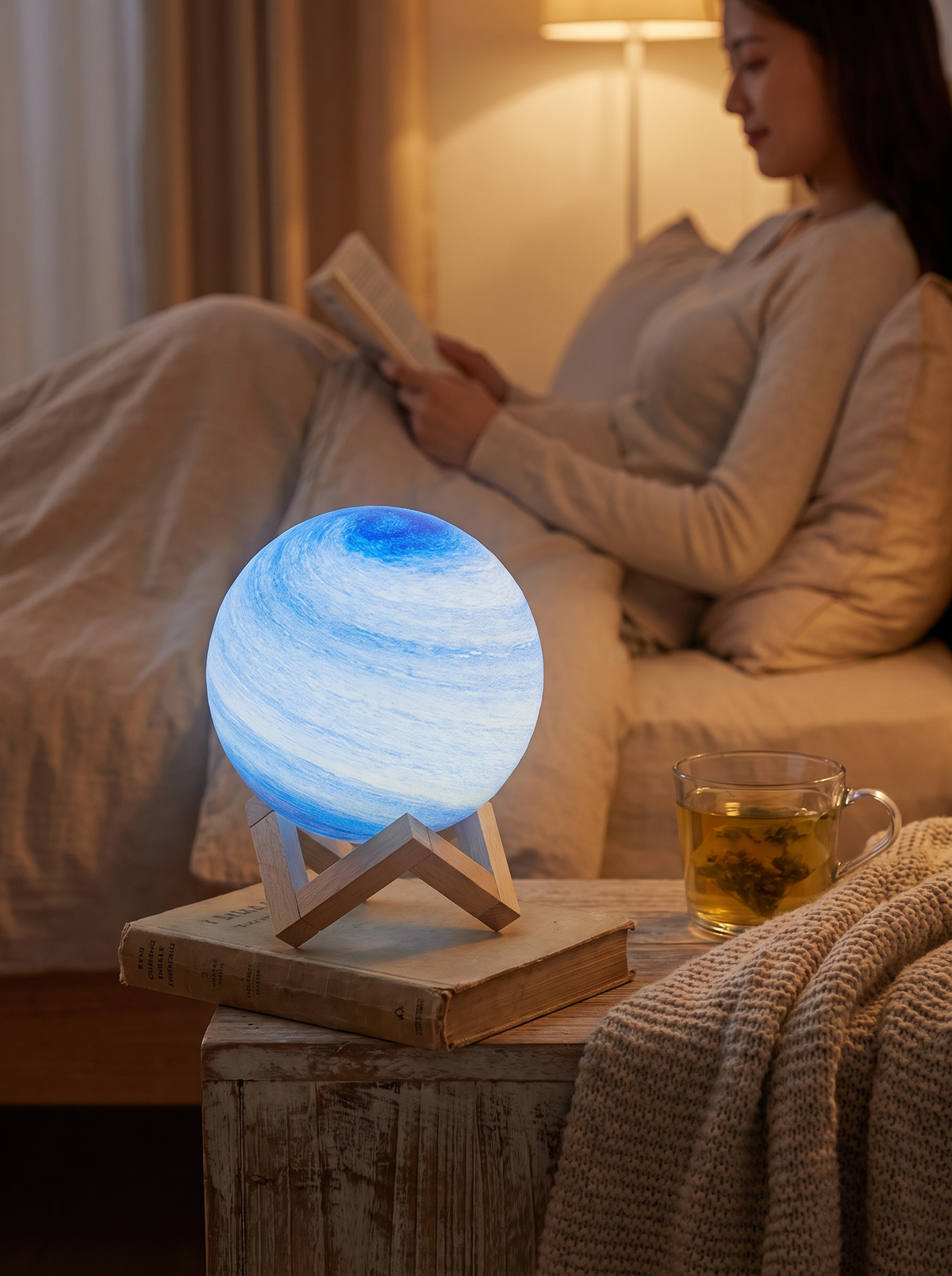 Nordic Glass Planet Table Lamp lifestyle photo, light that adjusts to your mood